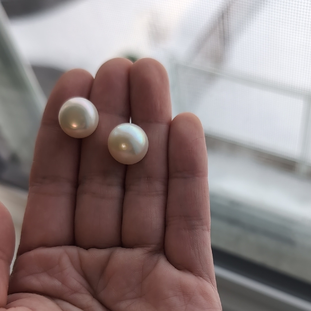 Elegant Pearl Stud Earrings 13-14mm